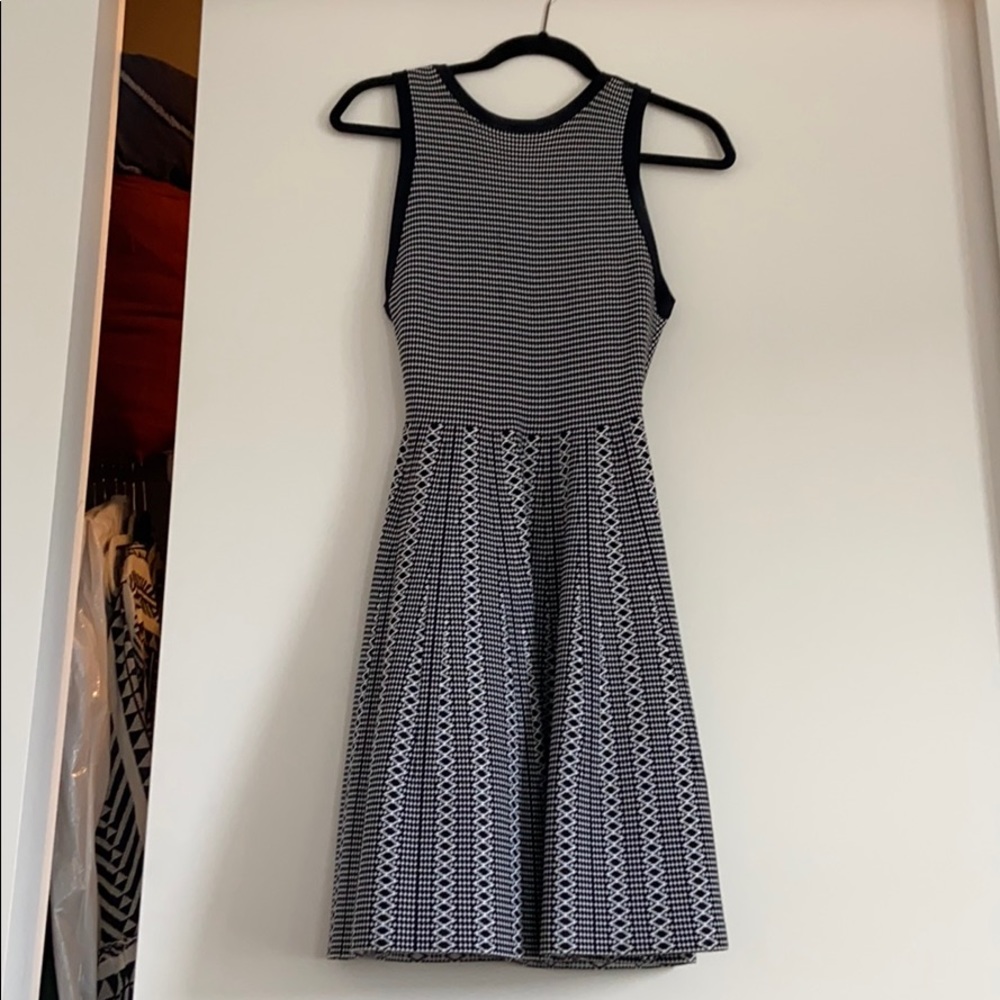 Amazing black and white Alive and Olivia dress